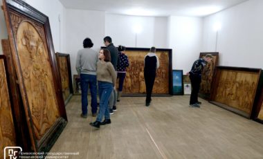 Уникальная галерея деревянной скульптуры Георгия Короткова вновь принимает посетителей в здании первого корпуса ПГТУ