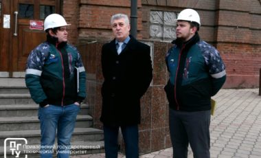Московские строители развернули восстановительные работы в Приазовском государственном техническом университете
