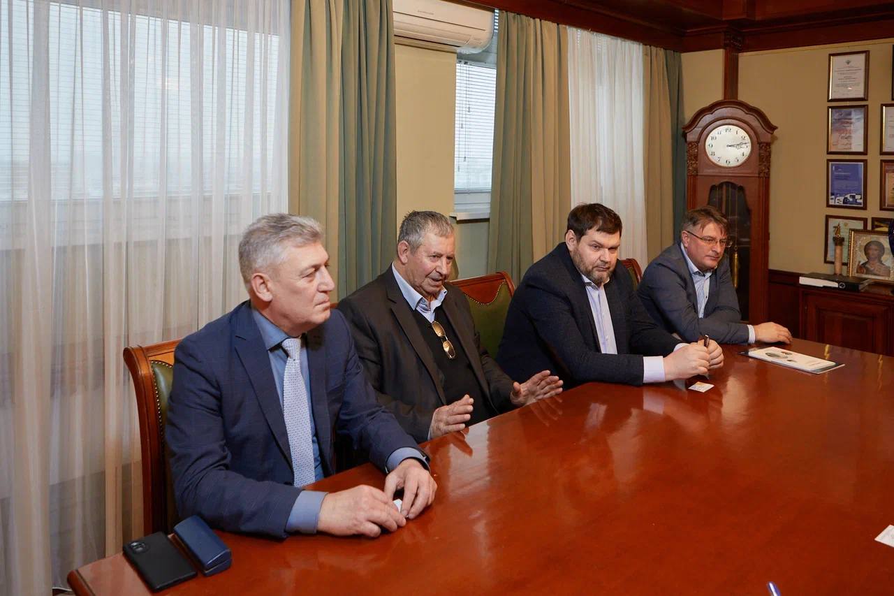 НИУ МГСУ посетили представители вуза-партнера из Мариуполя