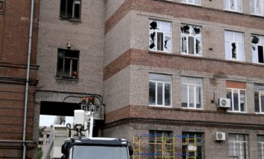 Московские строители развернули восстановительные работы в Приазовском государственном техническом университете