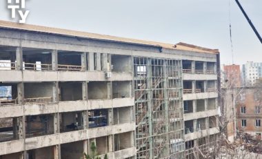 Начался монтаж оконных блоков в первом корпусе ПГТУ