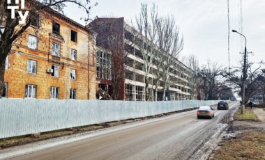 Начался монтаж оконных блоков в первом корпусе ПГТУ