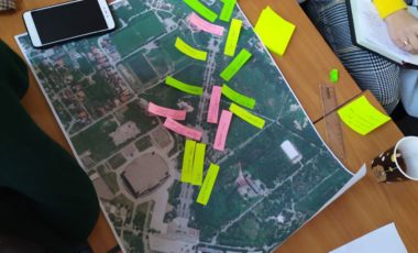 В рамках конкурса тактического урбанизма в сфере развития территорий "Твоё пространство" и запуска Регионального отделения Общероссийской организации "Городские реновации" команды ребят подготовили и презентовали свои проекты в сфере урбанистики.