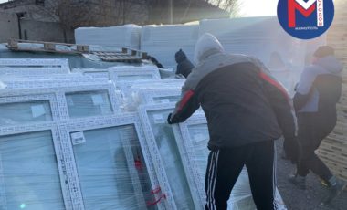 Отдел молодежной политики г. Мариуполя совместно с волонтерами ОО «Молодая Гвардия Единой России» и ОО «Волонтерская Рота Боевого Братства» , активистами Приазовского Государственного Технического Университета