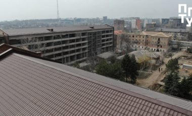 Здания Приазовского государственного технического университета на глазах преображаются.