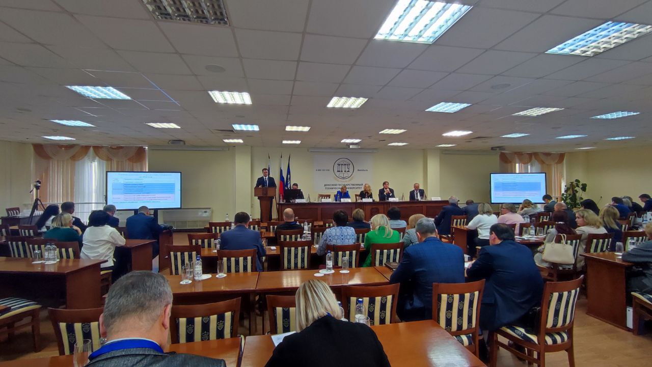 Руководство ФГБОУ ВО «Приазовский государственный технический университет» принимает участие в семинаре-совещании с представителями образовательных и научных организаций новых регионов Российской Федерации