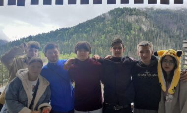 9photo_2024-05-10_21-39-39