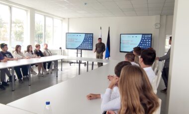 12_2024-09-19_09-38-10