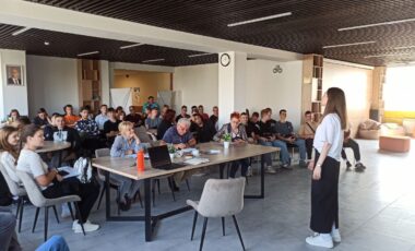 2_2024-09-11_21-43-46