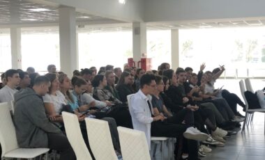 2_2024-10-03_09-06-00