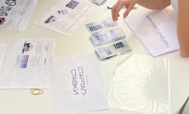 7_2024-10-03_09-06-00