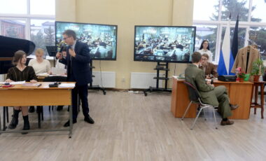 21_02-12-2024_10-04-44