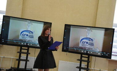 33_02-12-2024_10-04-44