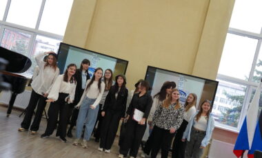 35_02-12-2024_10-04-44