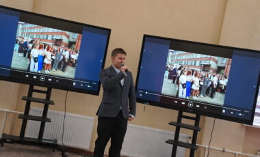 38_02-12-2024_10-04-44