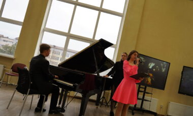 49_02-12-2024_10-04-44