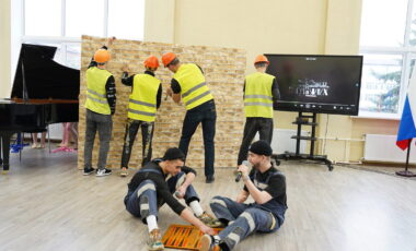 52_02-12-2024_10-04-44