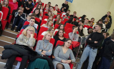 8_02-12-2024_10-04-44