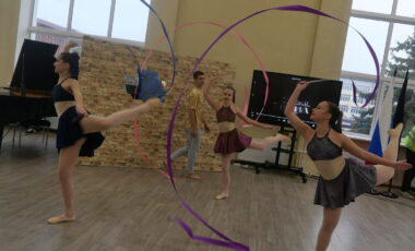 9_02-12-2024_10-04-44