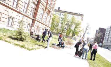 11_23-04-2025_20-04-33