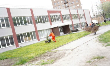 12_27-04-2025_22-05-48