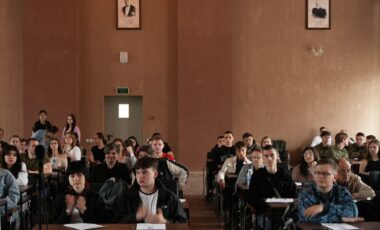 13_27-04-2025_06-16-19