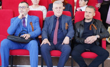 15_30-04-2025_09-52-34