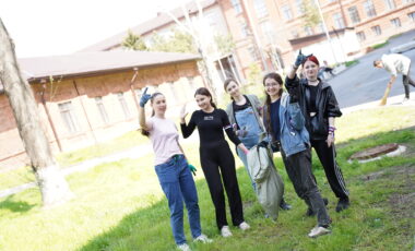 24_23-04-2025_20-04-33