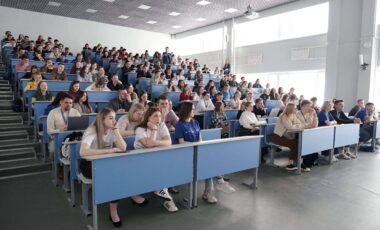 25_04-04-2025_11-03-51