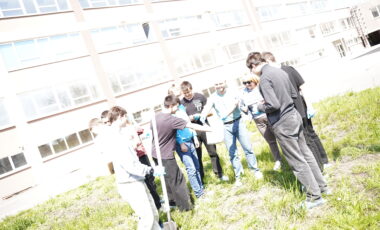 33_23-04-2025_20-04-33