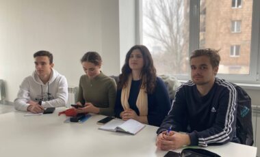 3_25-04-2025_12-57-18