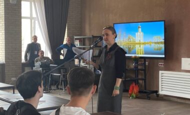 3_27-04-2025_06-16-19