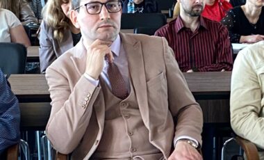 6_22-04-2025_13-14-57