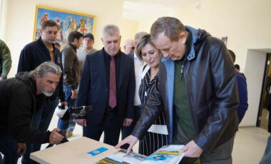 6_29-04-2025_08-26-42