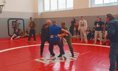 8_05-04-2025_17-59-57