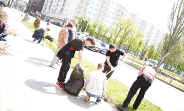 9_23-04-2025_20-04-33