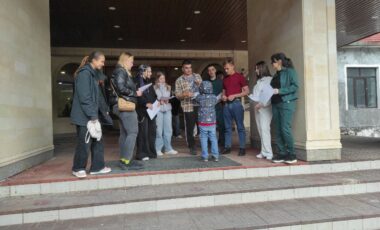 2_06-05-2025_10-21-52