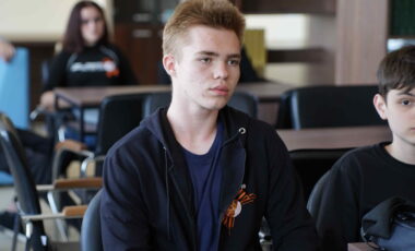 4_08-05-2025_20-12-55