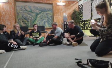 6_08-05-2025_10-38-44