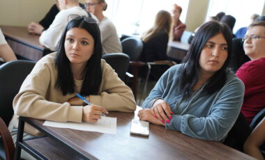 8_08-05-2025_19-35-25