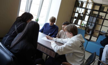 9_08-05-2025_19-35-25