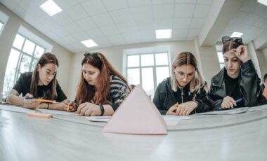 18_01-06-2025_09-50-22