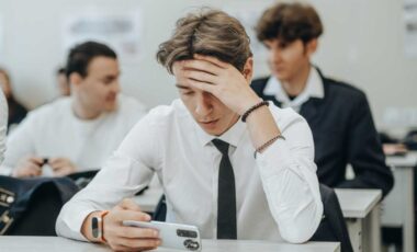 22_01-06-2025_09-50-22