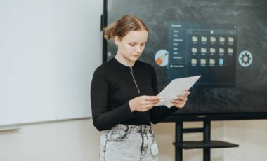 33_01-06-2025_09-50-22