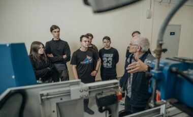 В Приазовском государственном техническом университете на базе Инжинирингового центра прошёл проектно-исследовательский воркшоп «Инженерный конструктор: от идеи к прототипу»