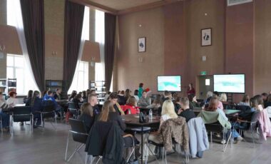 Круглый стол «Кадры решают всё»!